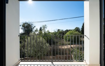 Property slide 23