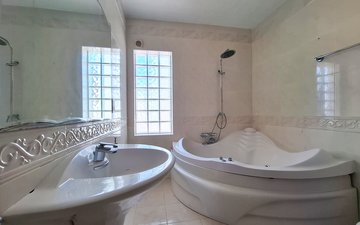 Property slide 20