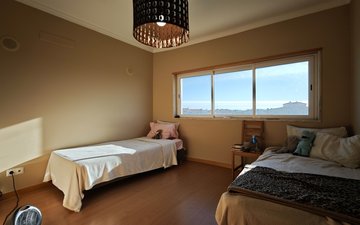 Property slide 10