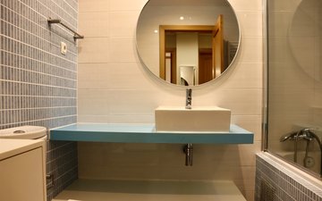 Property slide 16