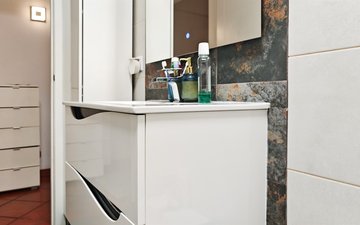 Property slide 14