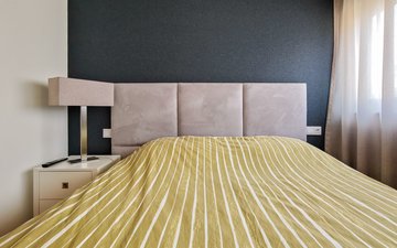 Property slide 20