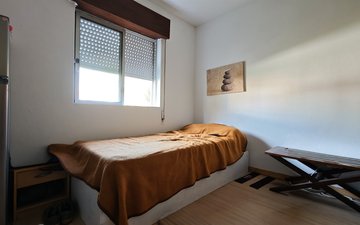 Property slide 22