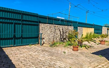 Property slide 42