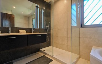 Property slide 26
