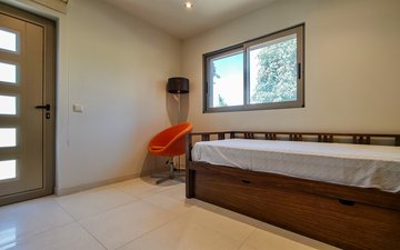 Property slide 34