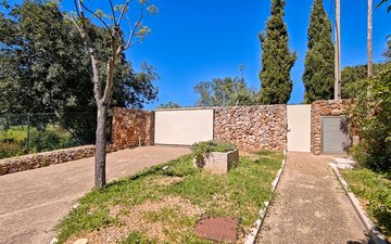 Property slide 80