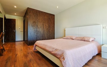 Property slide 24