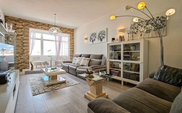 Property slide 18