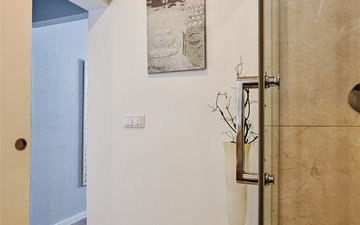 Property slide 46