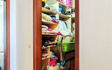 Property slide 31