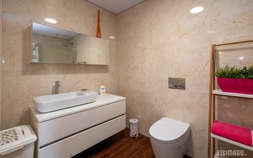Property slide 35