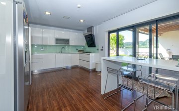 Property slide 18