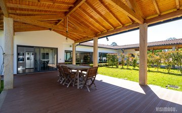Property slide 74