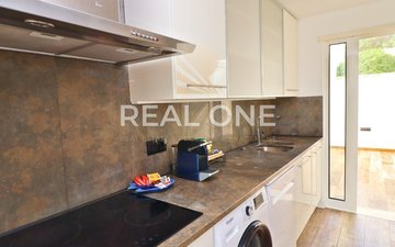 Property slide 31