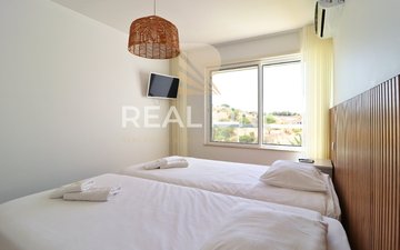 Property slide 66