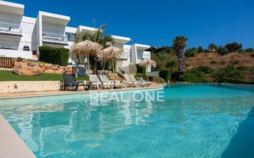Property slide 75
