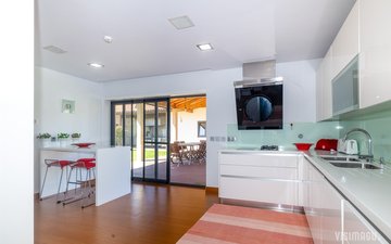 Property slide 52