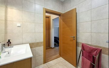 Property slide 59