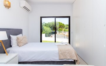 Property slide 22