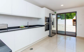 Property slide 17