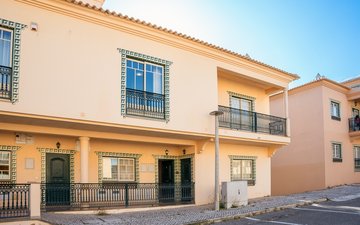 Property slide 47