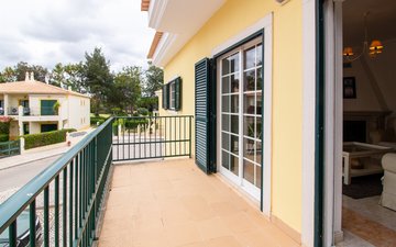 Property slide 10