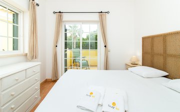 Property slide 52