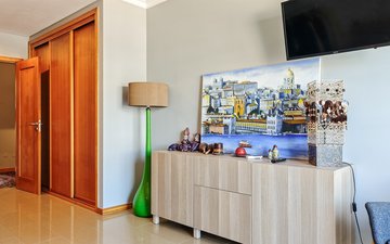 Property slide 21