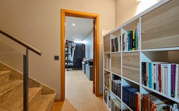 Property slide 44