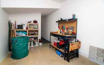 Property slide 60