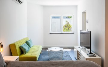 Property slide 44