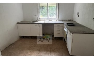 Property slide 23