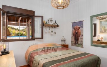 Property slide 14