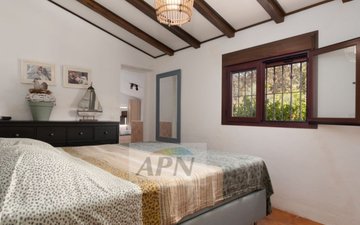 Property slide 16