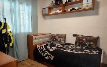Property slide 10