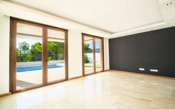 Property slide 15