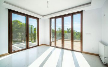 Property slide 16