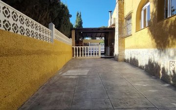 Property slide 19