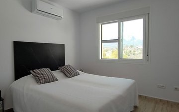 Property slide 20