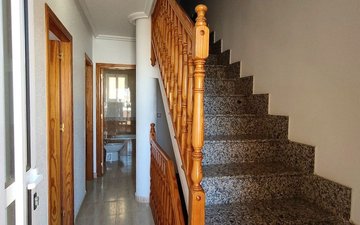 Property slide 22