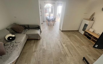 Property slide 16