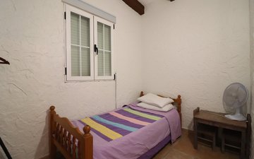 Property slide 22