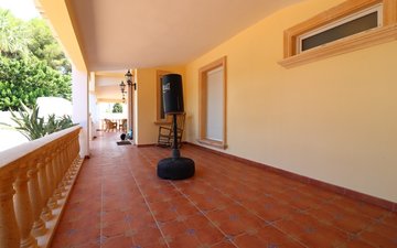 Property slide 37