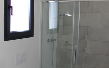 Property slide 22
