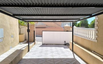 Property slide 22