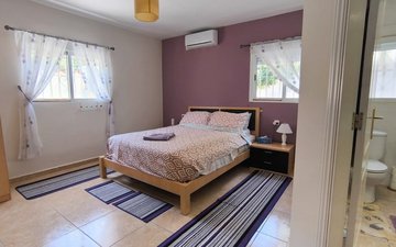 Property slide 32