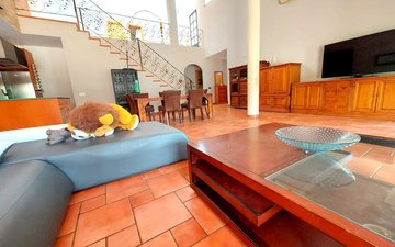 Property slide 9
