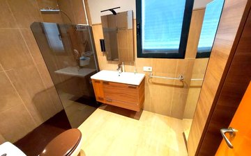 Property slide 23