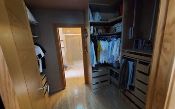 Property slide 18